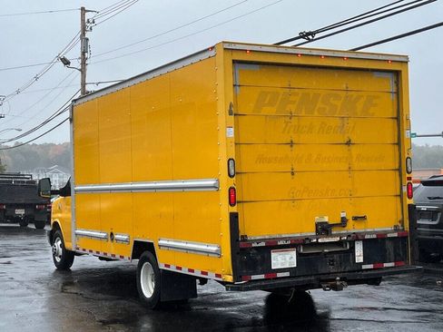 Used 2016 GMC Savana 3500 Extended image 3