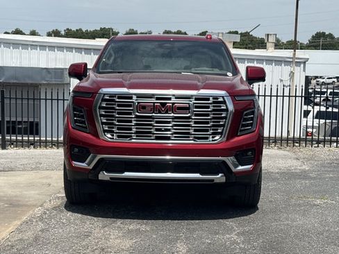 New 2026 GMC Yukon XL Denali w/ LPO, Floor Liner Package AWD/4WD image 10
