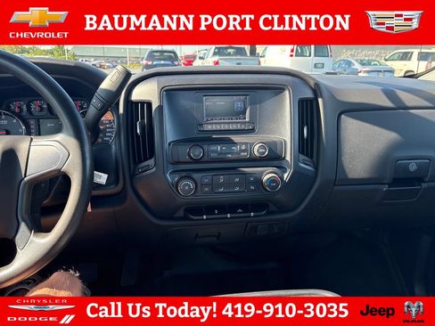 Used 2017 Chevrolet Silverado 2500 W/T w/ WT Fleet Convenience Package RWD image 17