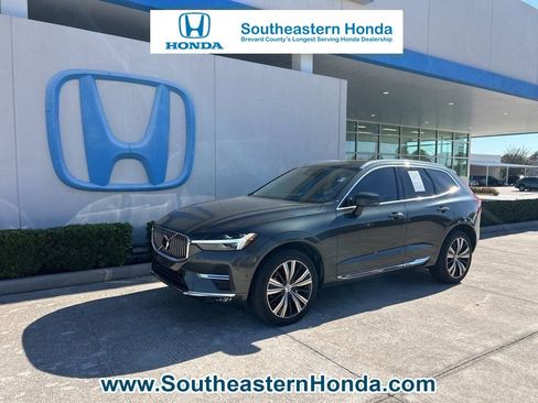 Used 2022 Volvo XC60 B6 Inscription w/ Advanced Package image 1