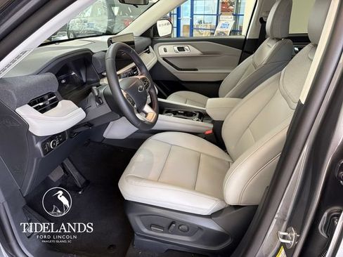 New 2026 Ford Explorer Active w/ Active Comfort Package RWD image 11