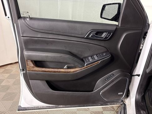 Used 2018 Chevrolet Tahoe LT AWD/4WD image 16
