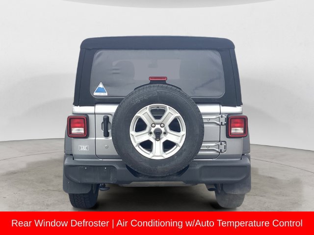 Used 2019 Jeep Wrangler Sport AWD/4WD image 4
