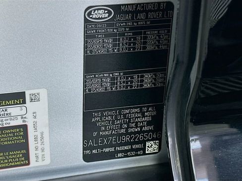 Used 2024 Land Rover Defender 110 X AWD/4WD image 31