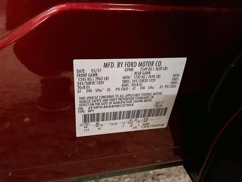 Used 2017 Ford Edge Titanium w/ Equipment Group 302A AWD/4WD image 33