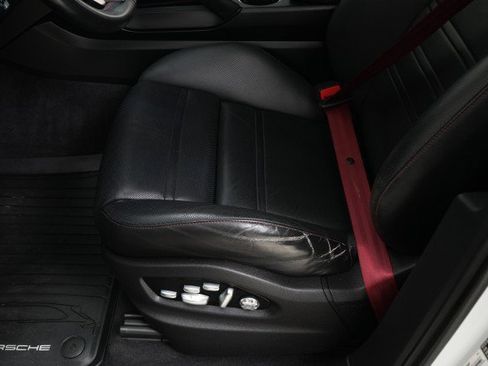 Used 2021 Porsche Cayenne GTS image 42