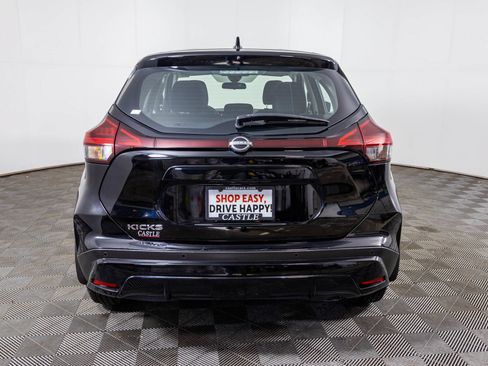 Used 2022 Nissan Kicks S FWD image 14