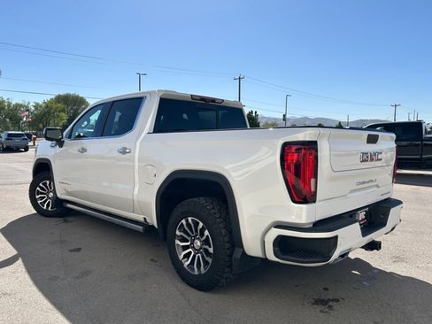 Used 2021 GMC Sierra 1500 Denali w/ Denali Ultimate Package AWD/4WD image 3