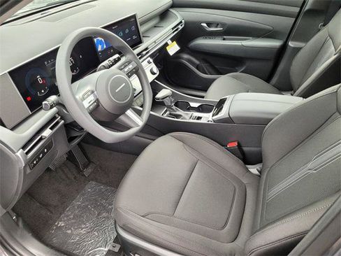 New 2026 Hyundai Tucson SEL image 11
