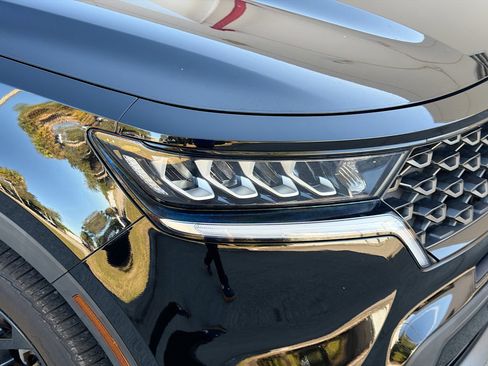 Used 2022 Kia Sorento S image 35