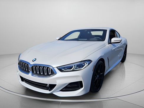 New 2026 BMW 840i Coupe w/ Driving Assistance Package RWD image 2