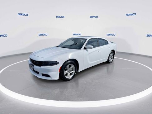 Used 2022 Dodge Charger SXT w/ Leather Interior Group RWD image 4
