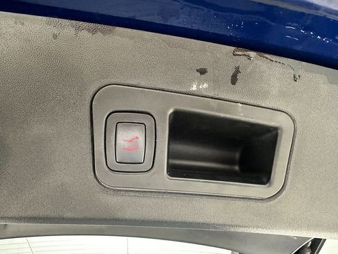 Used 2018 Tesla Model S 100D image 8