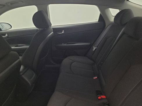 Used 2018 Kia Optima LX FWD image 18