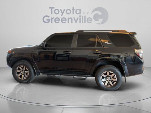 Used 2023 Toyota 4Runner TRD Off-Road Premium w/ Moonroof Package AWD/4WD image 2