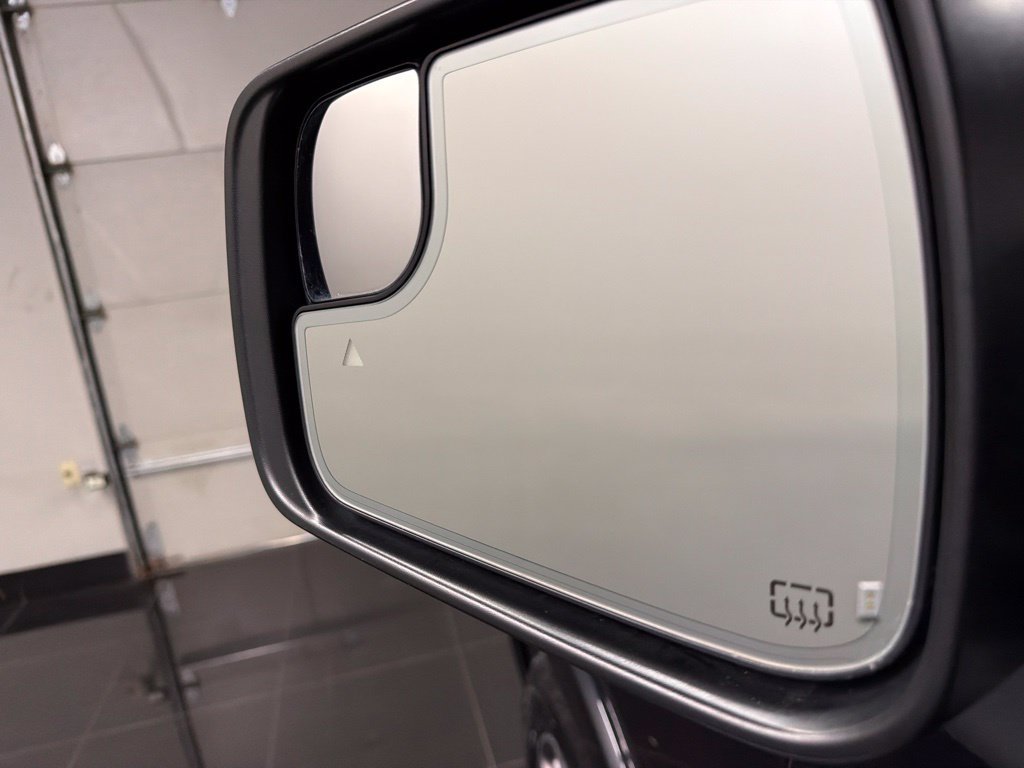 Used 2019 RAM 1500 Laramie w/ Sport Appearance Package AWD/4WD image 31