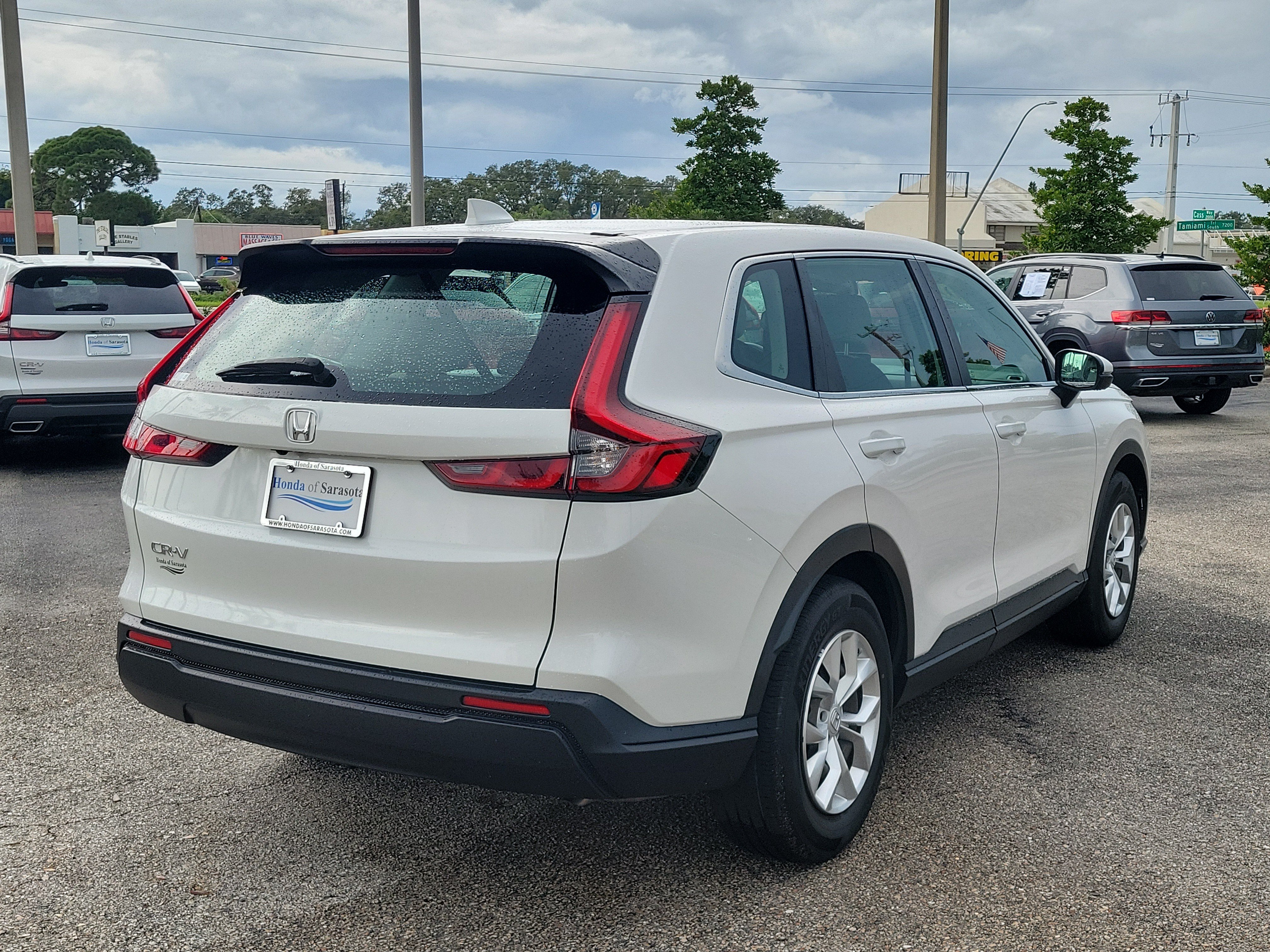 Used 2024 Honda CR-V LX image 8