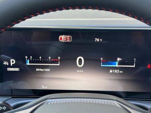 New 2027 Nissan Sentra SR w/ Floor Mat Package FWD image 27