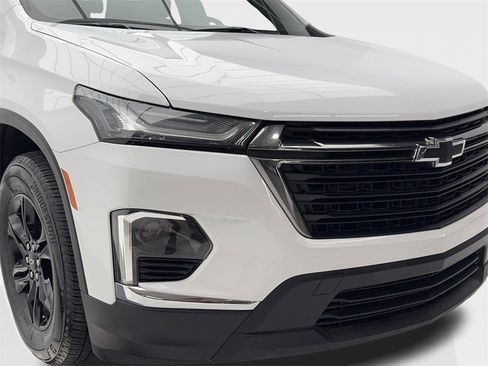 Used 2023 Chevrolet Traverse LS w/ Midnight/Sport Edition image 3