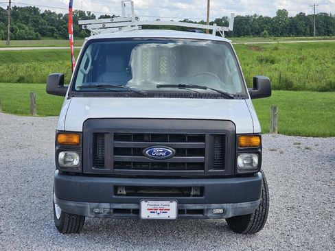 Used 2011 Ford E-150 and Econoline 150 w/ Commercial Cargo Van Pkg RWD image 3