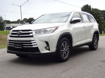 Used 2019 Toyota Highlander XLE
