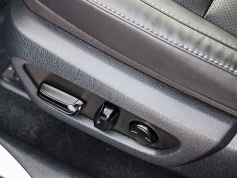 Used 2025 Lexus NX 250 FWD image 22