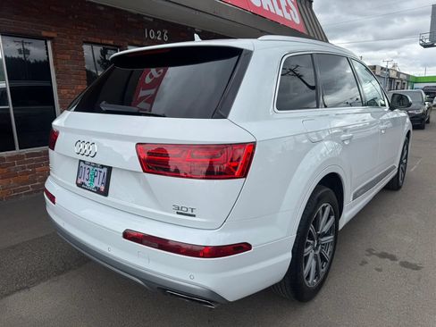 Used 2017 Audi Q7 3.0T Premium Plus w/ Premium Plus Package AWD/4WD image 3