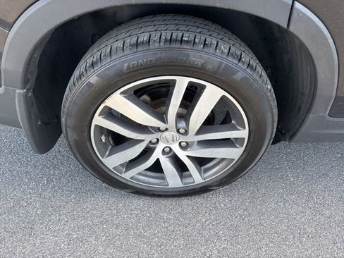 Used 2018 Honda Pilot Elite image 9
