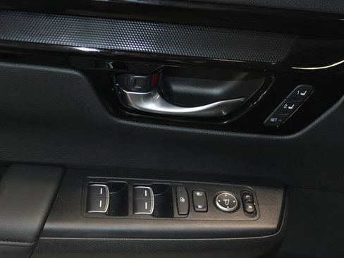 Used 2024 Honda CR-V EX-L image 6