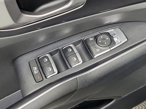 Certified 2022 Kia Sorento S FWD image 22