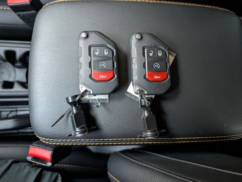 Used 2024 Jeep Wrangler Sahara w/ Technology Group image 36