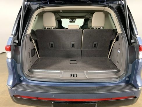 Used 2023 Lincoln Navigator Reserve image 35