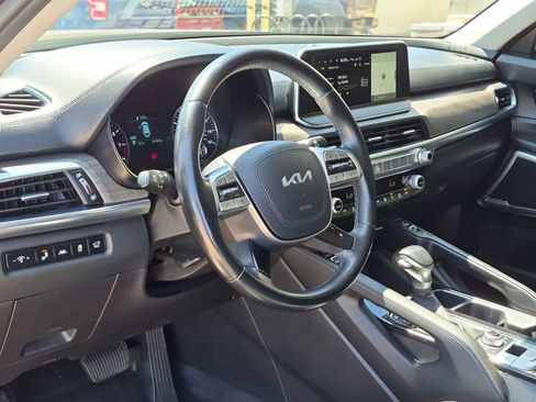 Used 2022 Kia Telluride EX w/ EX Premium Package AWD/4WD image 10