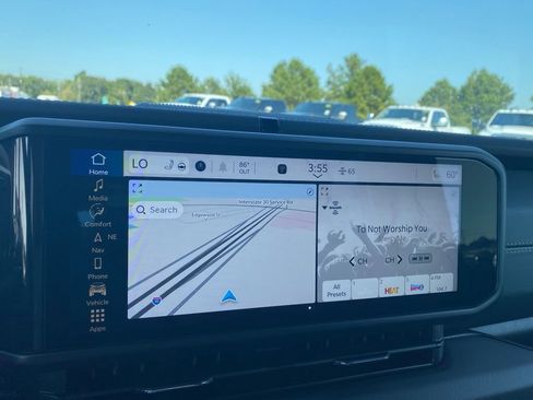 New 2025 Jeep Wrangler Sahara image 24