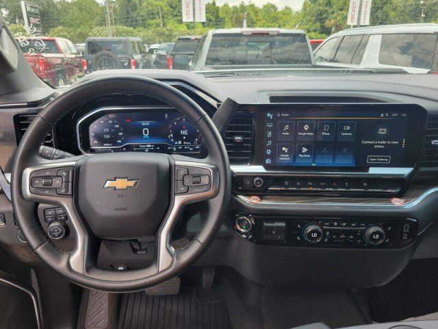 Used 2025 Chevrolet Silverado 2500 LT w/ Safety Package AWD/4WD image 18