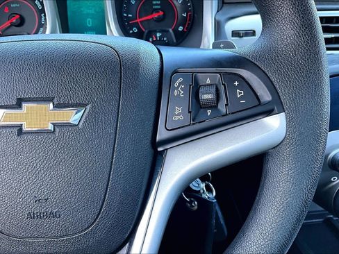 Used 2015 Chevrolet Camaro LS RWD image 24