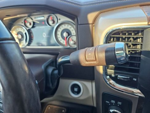 Used 2017 RAM 3500 Laramie Longhorn AWD/4WD image 32