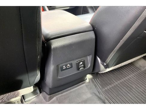Used 2024 Nissan Frontier PRO-4X w/ Pro Premium Package AWD/4WD image 26