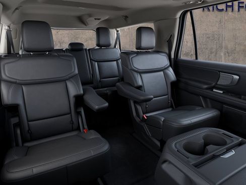 New 2027 Ford Expedition Max Platinum w/ Driver's Package AWD/4WD image 11