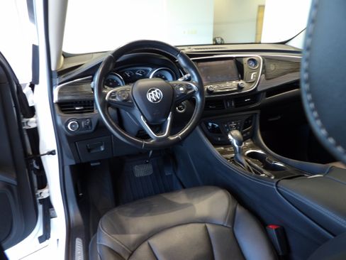 Used 2018 Buick Envision Essence w/ LPO, Cargo Package AWD/4WD image 16