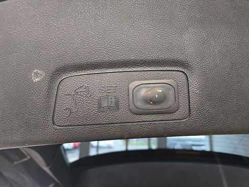 Used 2017 Lincoln MKC Select AWD/4WD image 33