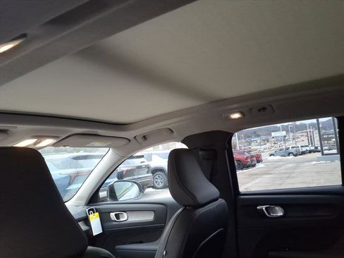 New 2026 Volvo XC40 B5 Plus w/ Protection Package Premier image 7