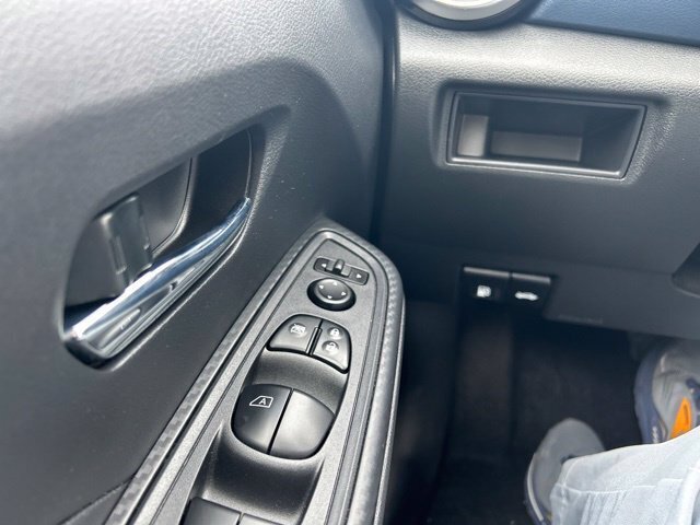 Used 2025 Nissan Versa SV w/ Trunk Package FWD image 17