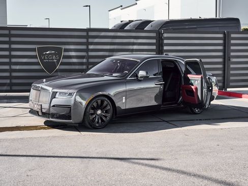 Used 2023 Rolls-Royce Ghost image 13