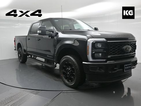 New 2026 Ford F250 Lariat w/ Black Appearance Package image 1