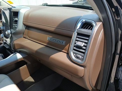 Used 2025 RAM 1500 Laramie AWD/4WD image 28