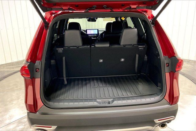 Certified 2026 Toyota Grand Highlander AWD Hybrid image 40