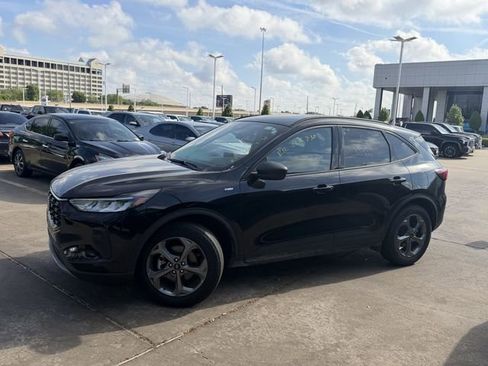 Used 2025 Ford Escape ST-Line image 8