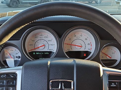 Used 2013 Dodge Challenger R/T w/ Electronics Convenience Group image 19