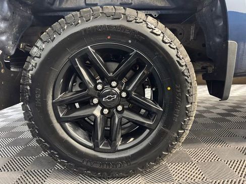 Used 2021 Chevrolet Silverado 1500 Custom Trail Boss image 35